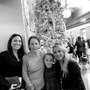 Meet your Posher, Nicole